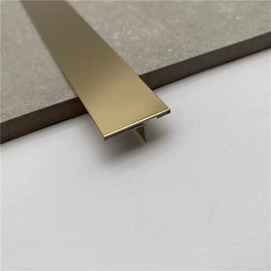 Dekorative Metall-, Messing- und Edelstahl-Teppichkantenverkleidung, Marmorfliesenverkleidung